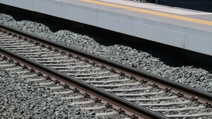 ΤΡΕΝΟ-ΡΑΓΕΣ