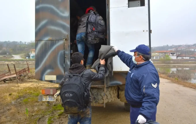 μεταναστες