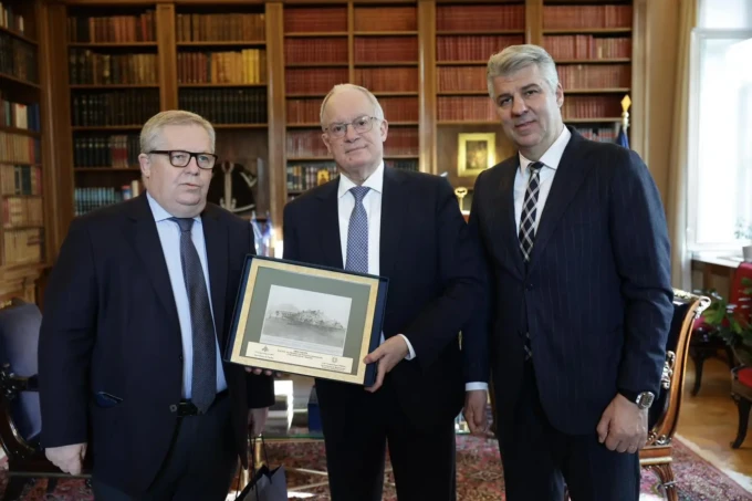 τοψιδης-τασουλας