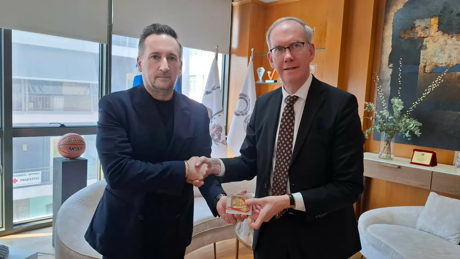 75gTYYTB03eYxBlAi4ySAcLM6QeDgDSDbuLaL9uB