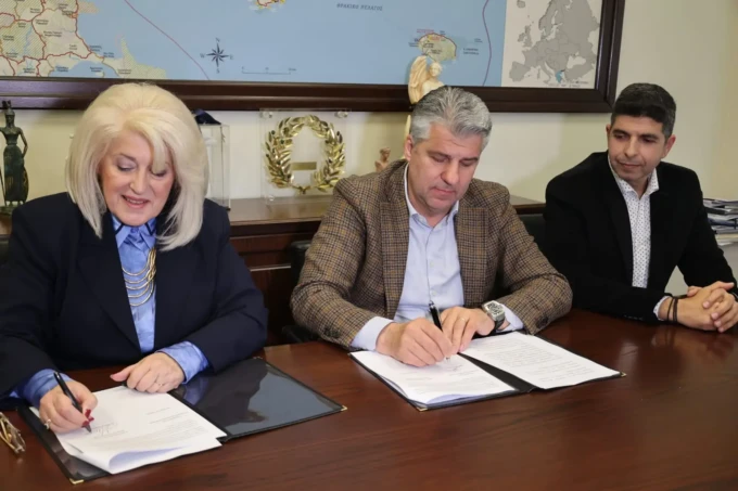 Σύμφωνο Συνεργασίας Περιφερειακό Συμβούλιο Νέων ΑΜΘ (1)