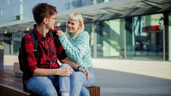 genz_dating_2449452051